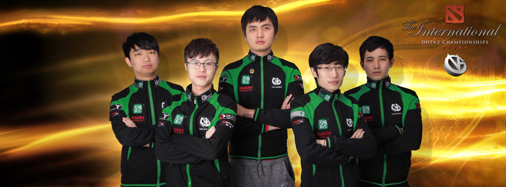 Daryl 'iceiceice' Koh (middle) plays for Vici Gaming, a team coming into the tournament as one of the favourites has been underperforming.