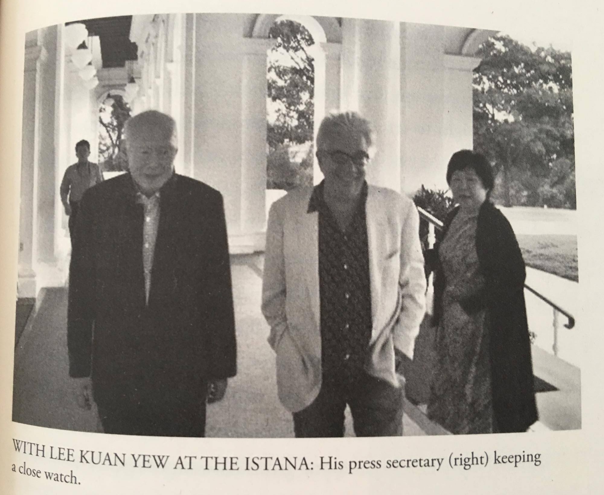 YY_LKY