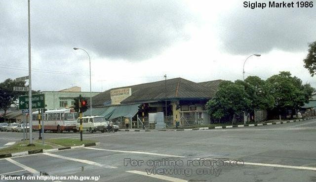 https://remembersingapore.org/2012/08/27/singapores-vanished-markets-and-hawker-centres/