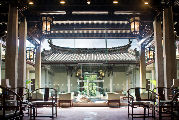 Interior of the House of Tan Yeok Nee when it was occupied by University of Chicago Booth School of Business. Source.