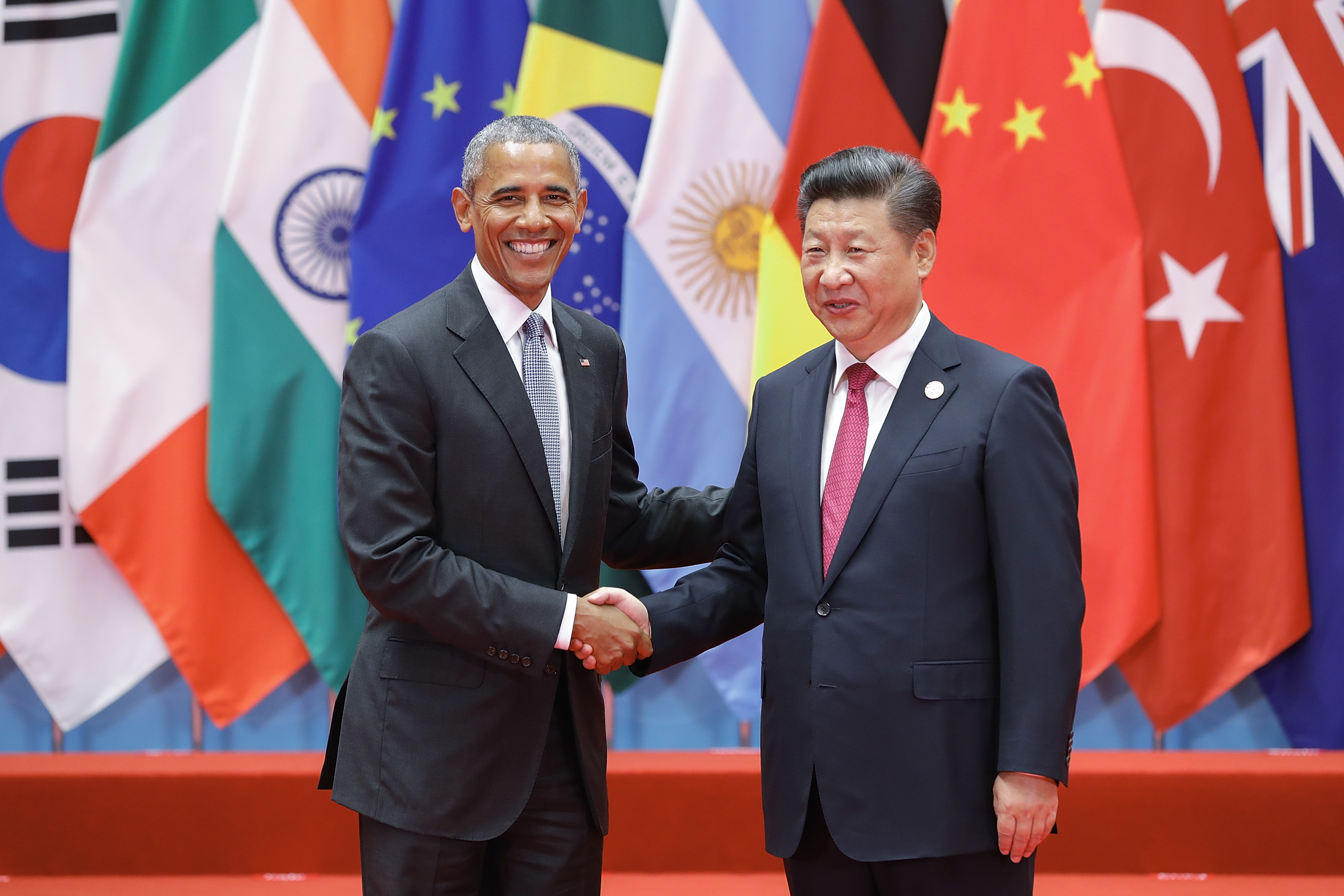 HANGZHOU, CHINA - SEPTEMBER 04:  Chinese President Xi Jinping (right) shakes hands with U.S. President Barack Obama to the G20 Summit on September 4, 2016 in Hangzhou, China. World leaders are gathering in Hangzhou for the 11th G20 Leaders Summit from September 4 to 5.  (Photo by Lintao Zhang/Getty Images)