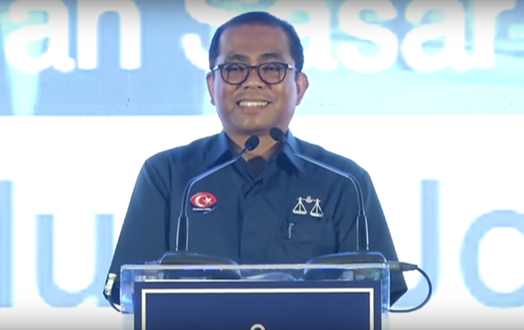 M'sia doesn't want to be S'pore's backyard: BN chairman - Mothership.SG ...