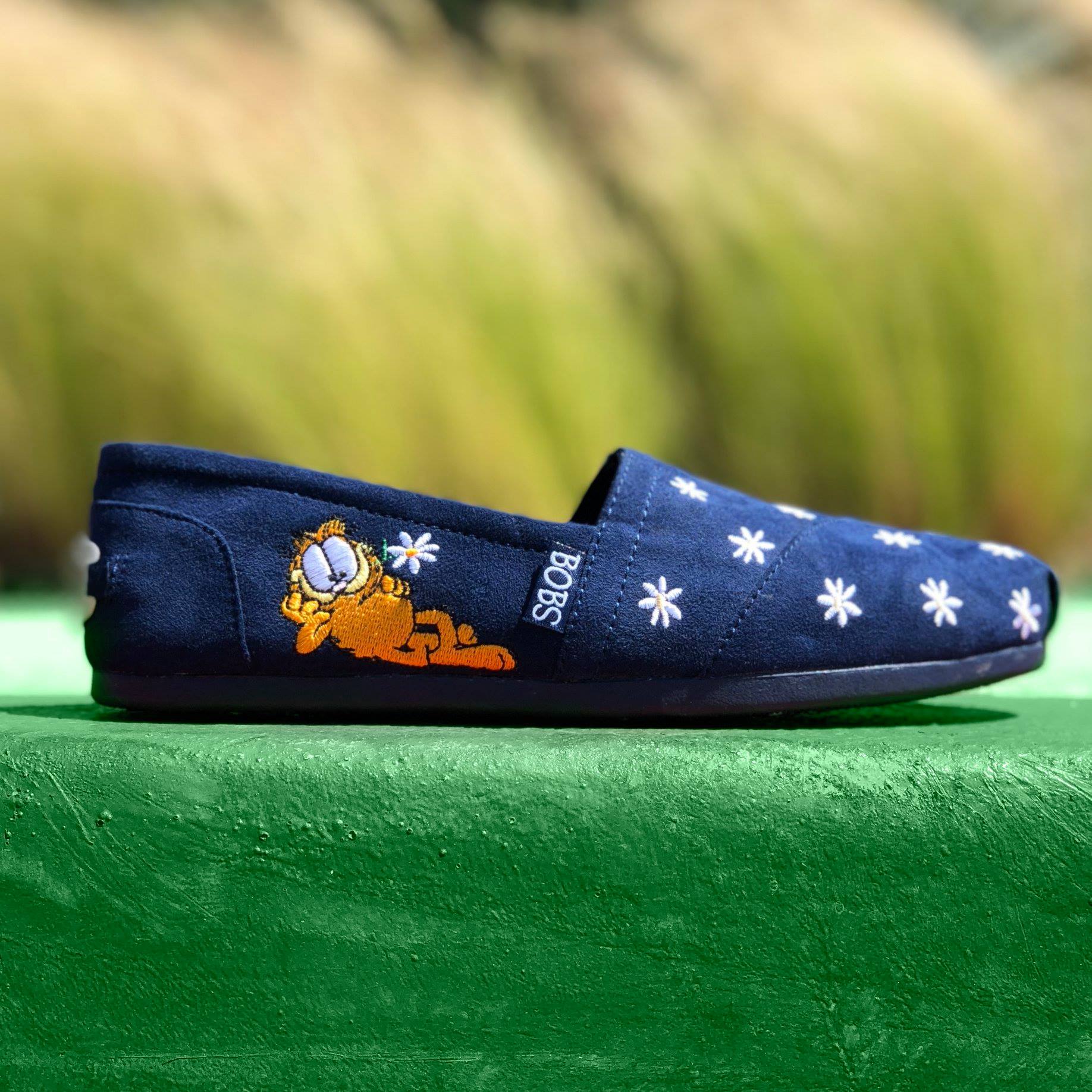Skechers launches Garfield collection 