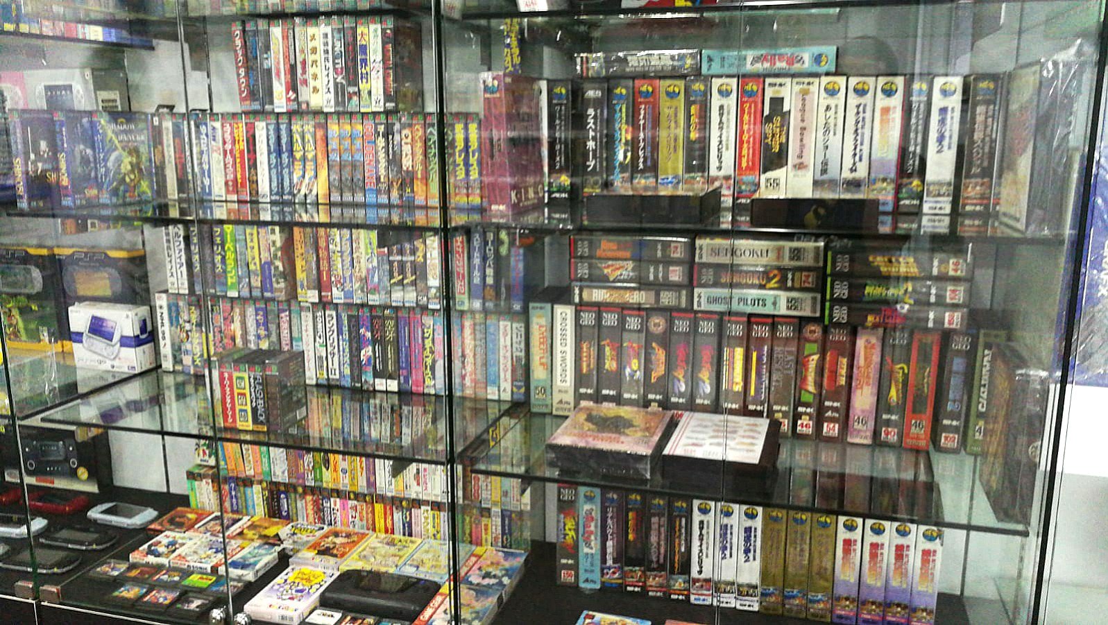 sim lim square retro game shop