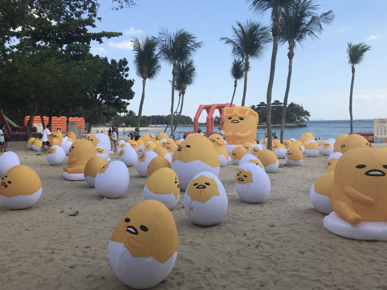 Sneak peek of Hello Kitty, My Melody, & 888 Gudetama inflatables in ...