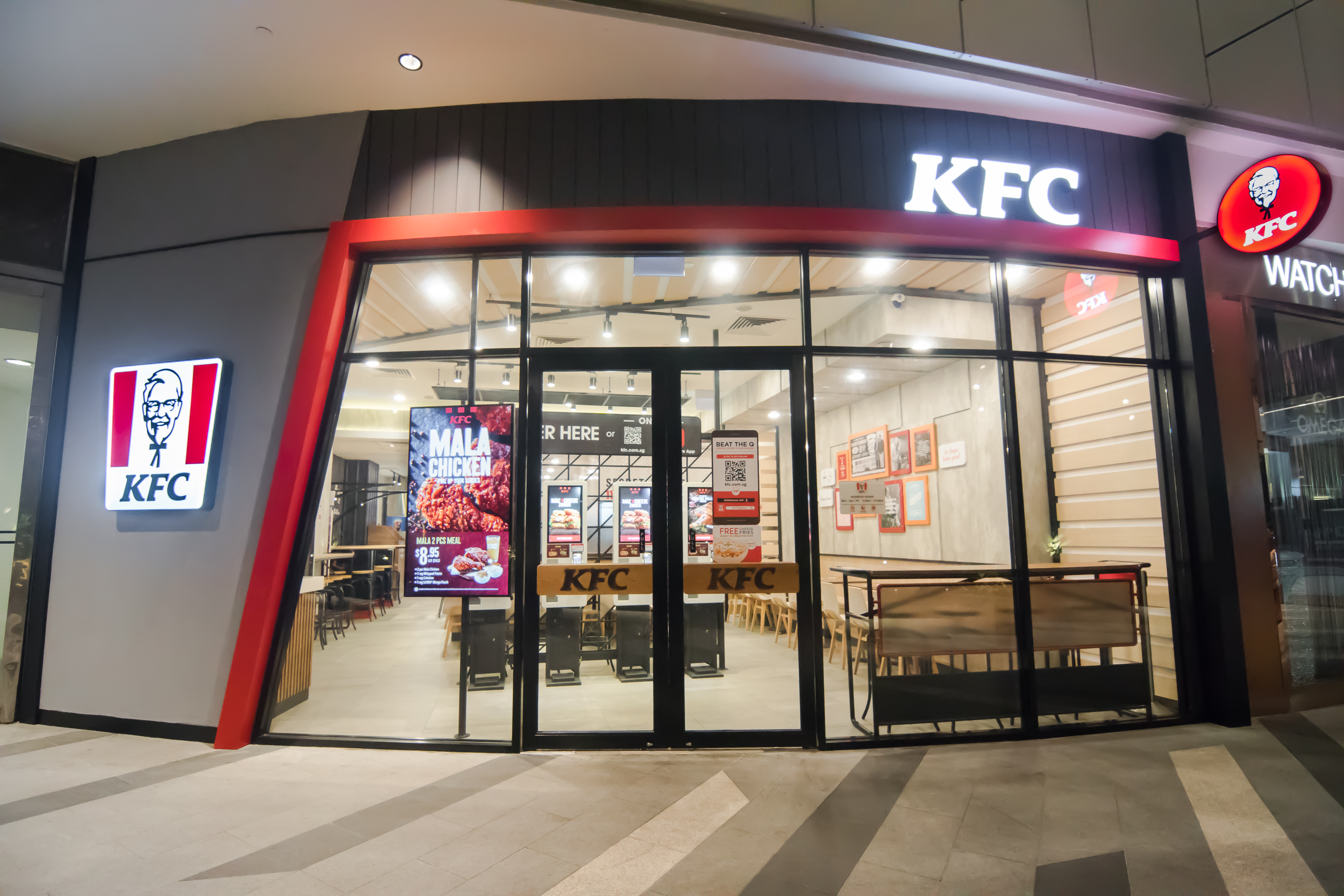 Look-in kitchen at KFC Tampines Mall lets public inspect chicken ...