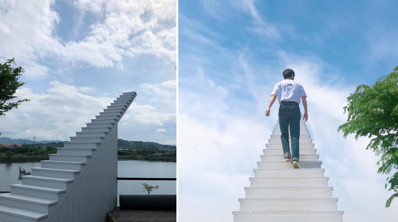 South Korea Cafe Builds Stairway To Sky Customers Queue 1hr For Photos Mothership Sg News From Singapore Asia And Around The World