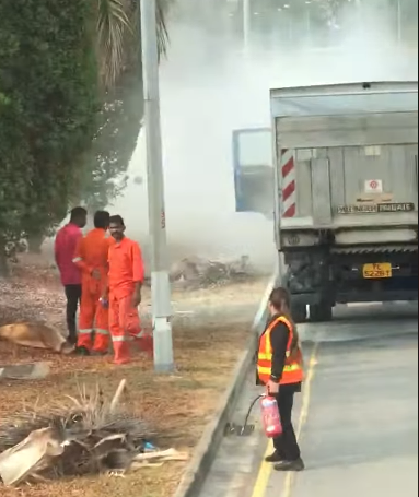 SBS bus captain puts out truck fire along Tuas road, apologises to