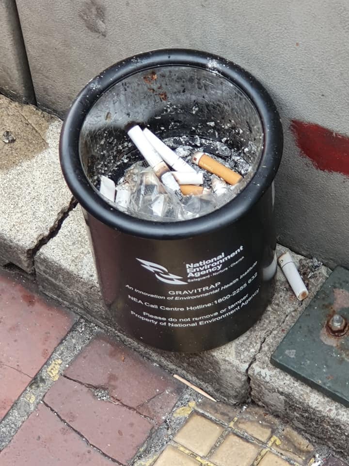 black container ashtray 