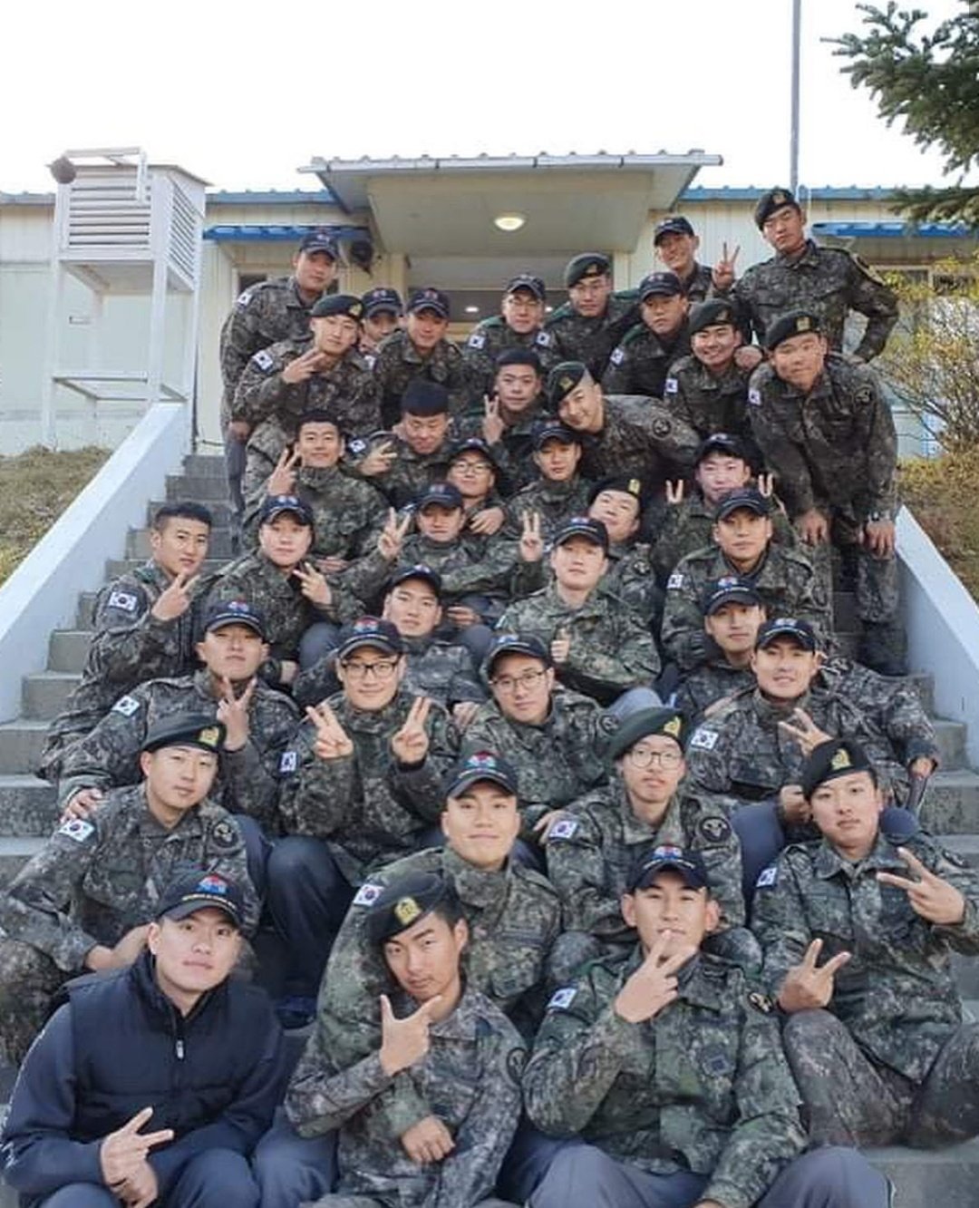 military soldiers taeyang