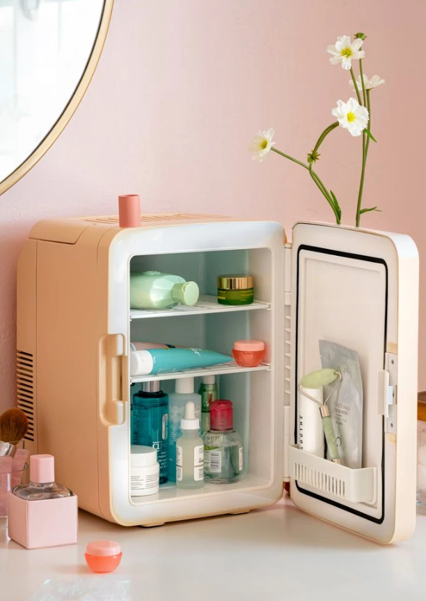 pearl bubble tea mini fridge