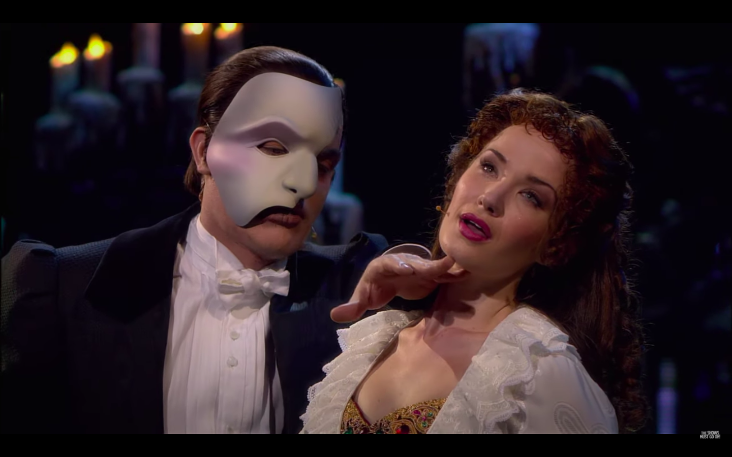 phantom of the opera 2004 streaming