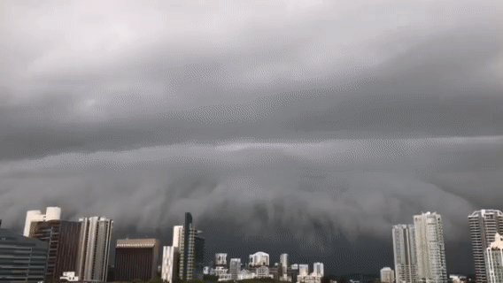 Massive Rain Clouds Seen Sweeping Across Central S Pore On Nov 2 Afternoon Mothership Sg News From Singapore Asia And Around The World