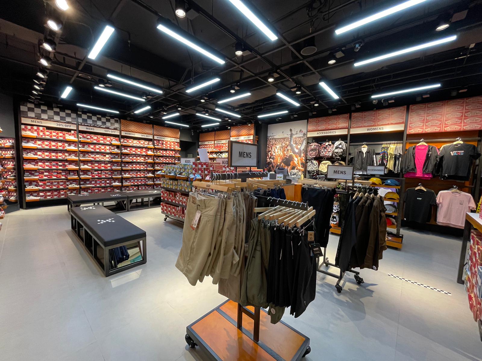 Vans S'pore open first outlet store at 