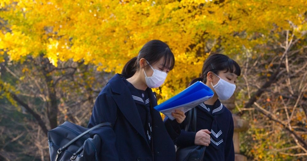 student-taking-university-entrance-exams-in-japan-disqualified-for-not-wearing-mask-properly