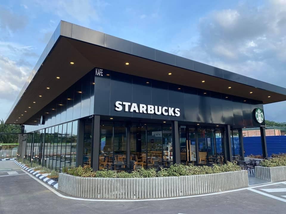 Starbucks Standalone Outlet With Drive Thru Glass Walls Opens In Johor 1 Hour Away From S Pore Mothership Sg News From Singapore Asia And Around The World