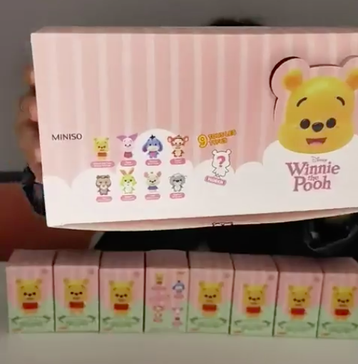 winnie the pooh blind box miniso