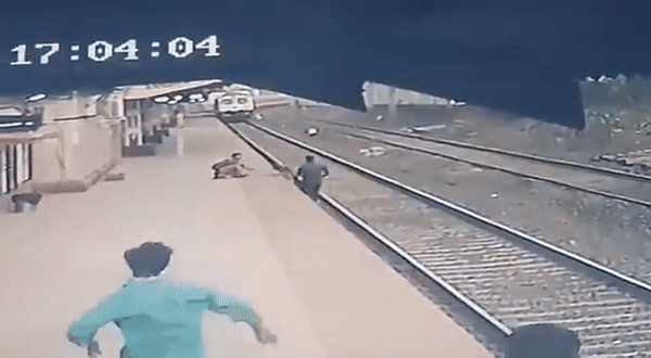 Railway worker in India saves boy who fell onto path of oncoming train at  last second  - News from Singapore, Asia and around the world