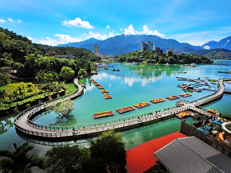 Dried Up Sun Moon Lake In Taiwan Turns Into Grassland Amid Drought