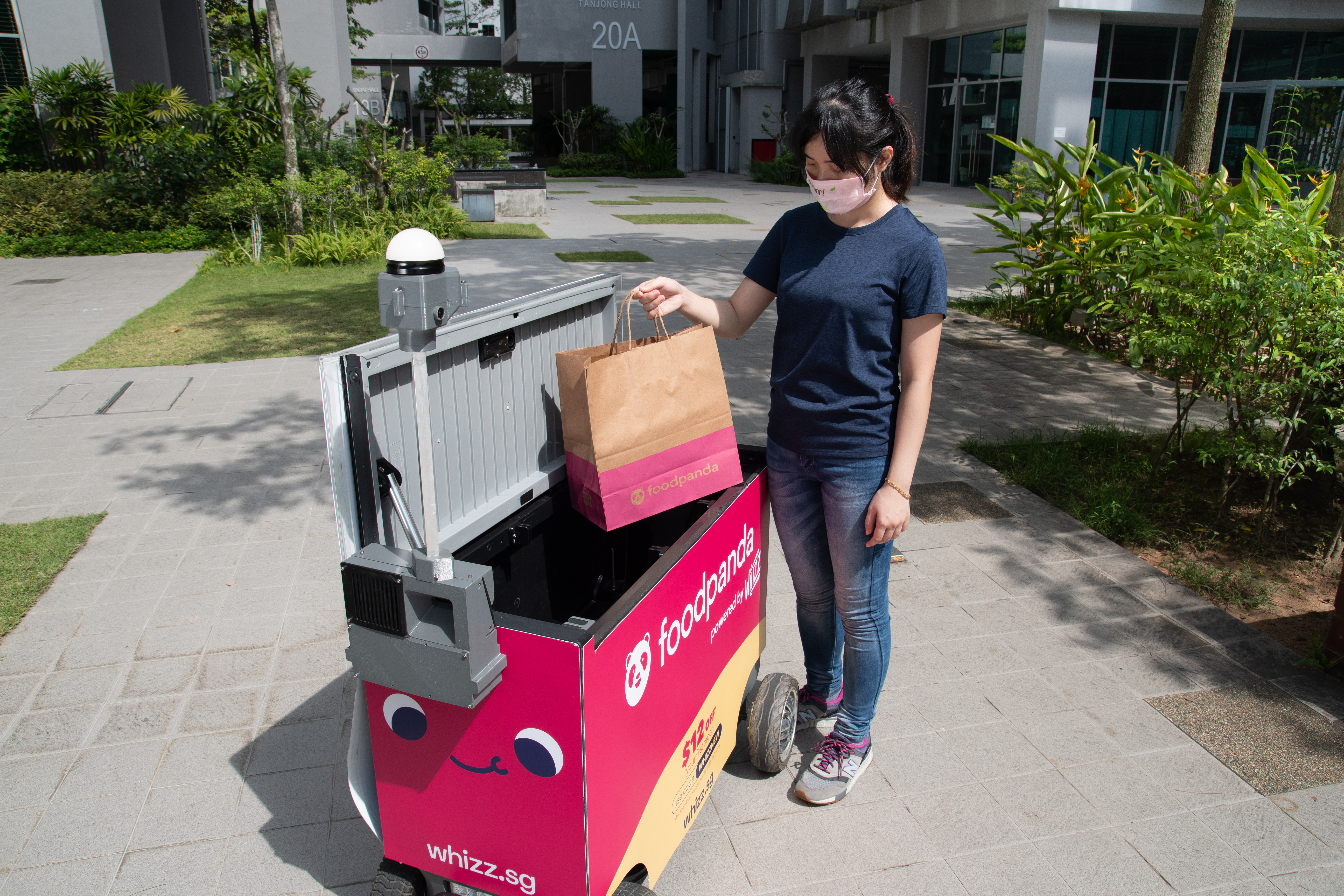 food panda robot