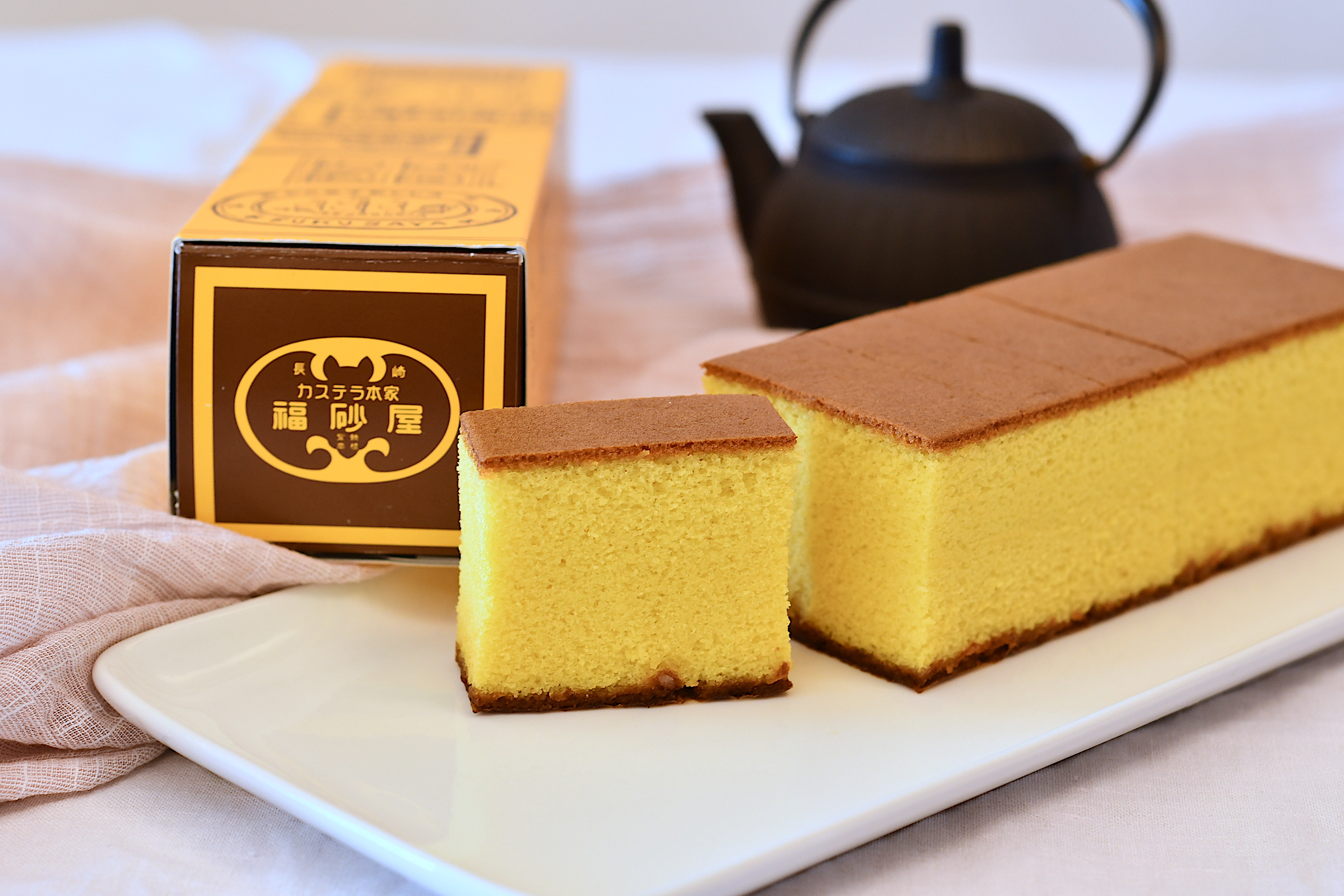 Soft Cotton Taiwanese Castella Cake | bakewithlove