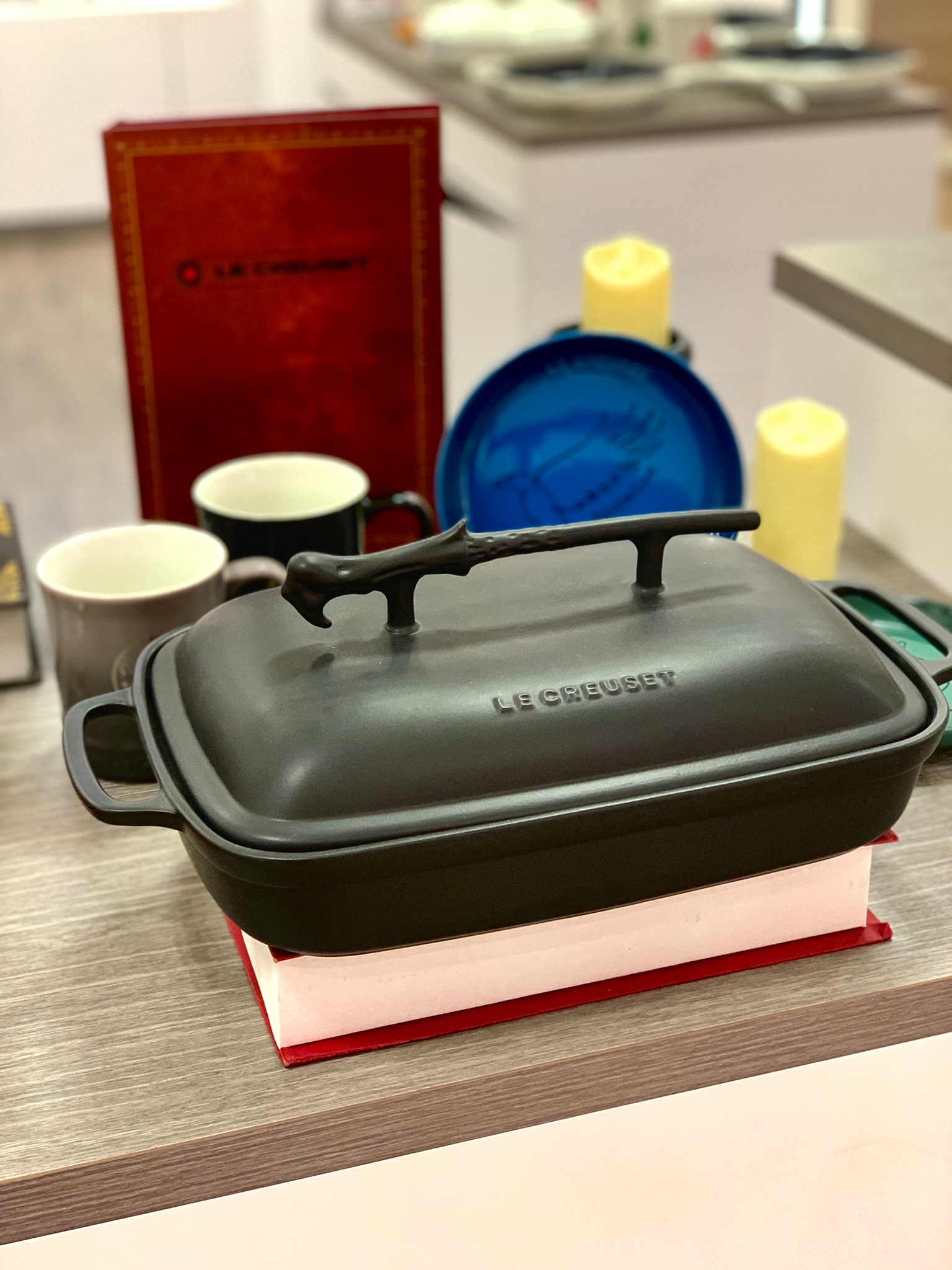 Harry Potter x Le Creuset collection now at Takashimaya S'pore, prices from  S$109 -  - News from Singapore, Asia and around the world