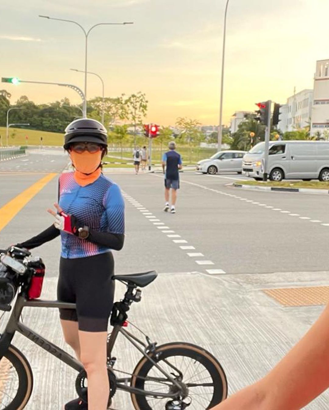 Image of Zoe Tay on her cycling trip