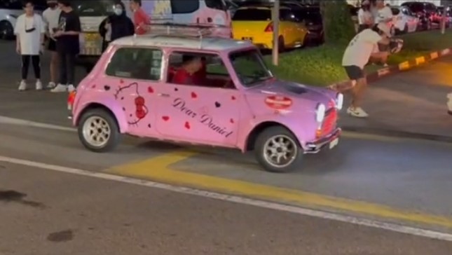 A Mini Cooper