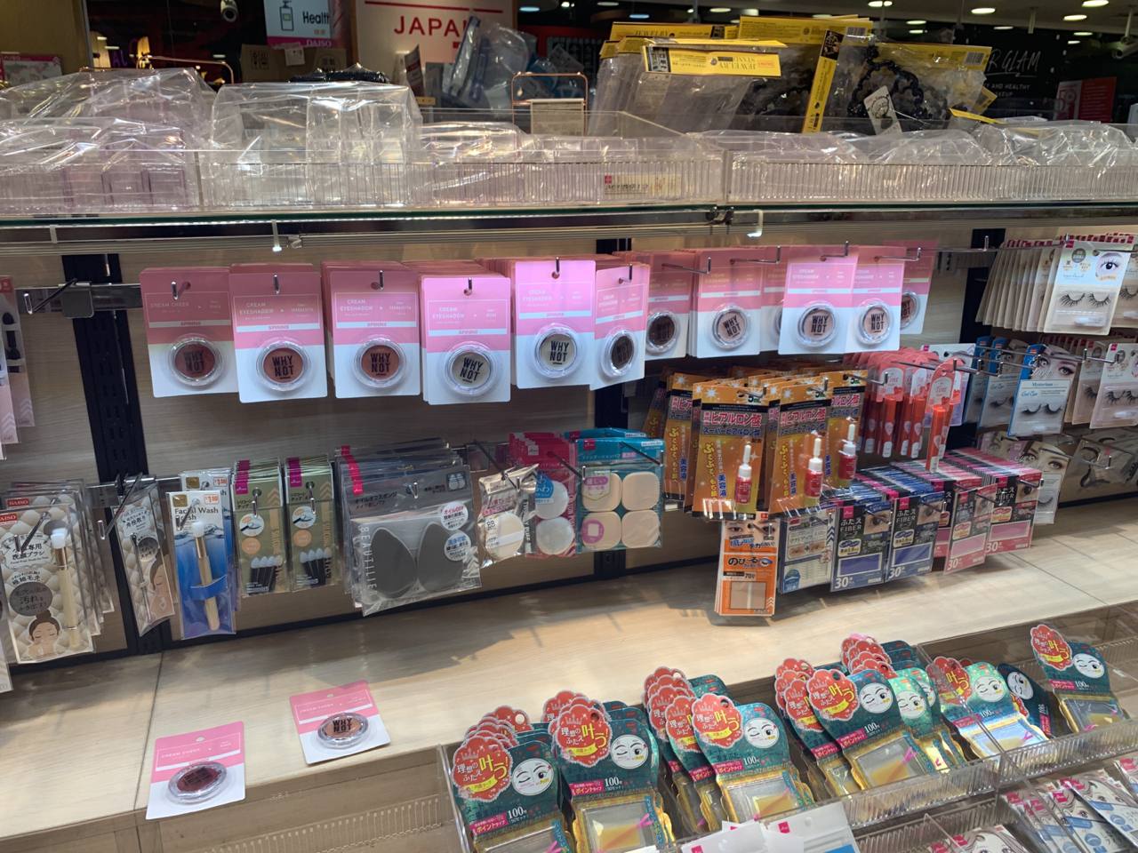 Long queues & empty shelves: Price hike at Daiso S'pore on May 1, 2022  sparks mass buying -  - News from Singapore, Asia and around  the world