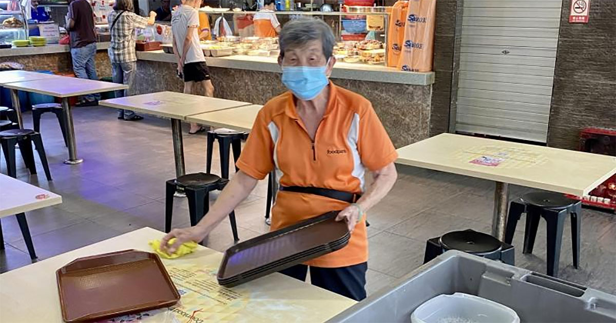 Great-grandma, 95, insists on clearing tables at Woodlands coffee shop as she doesn't want children's money