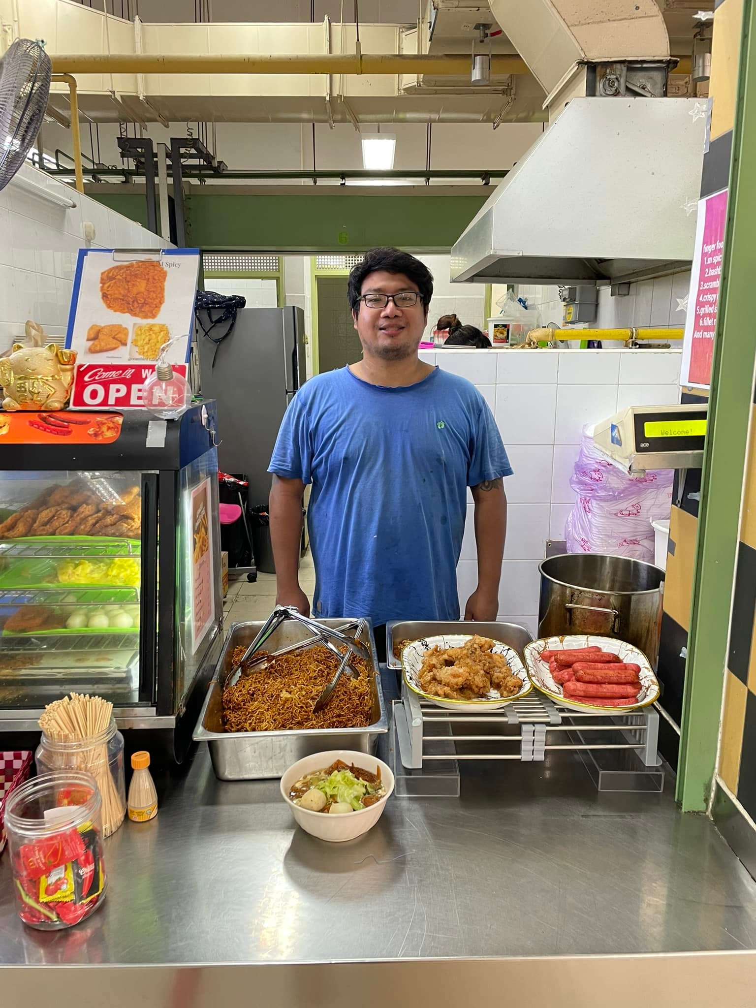 deyi sec noodle stall 4