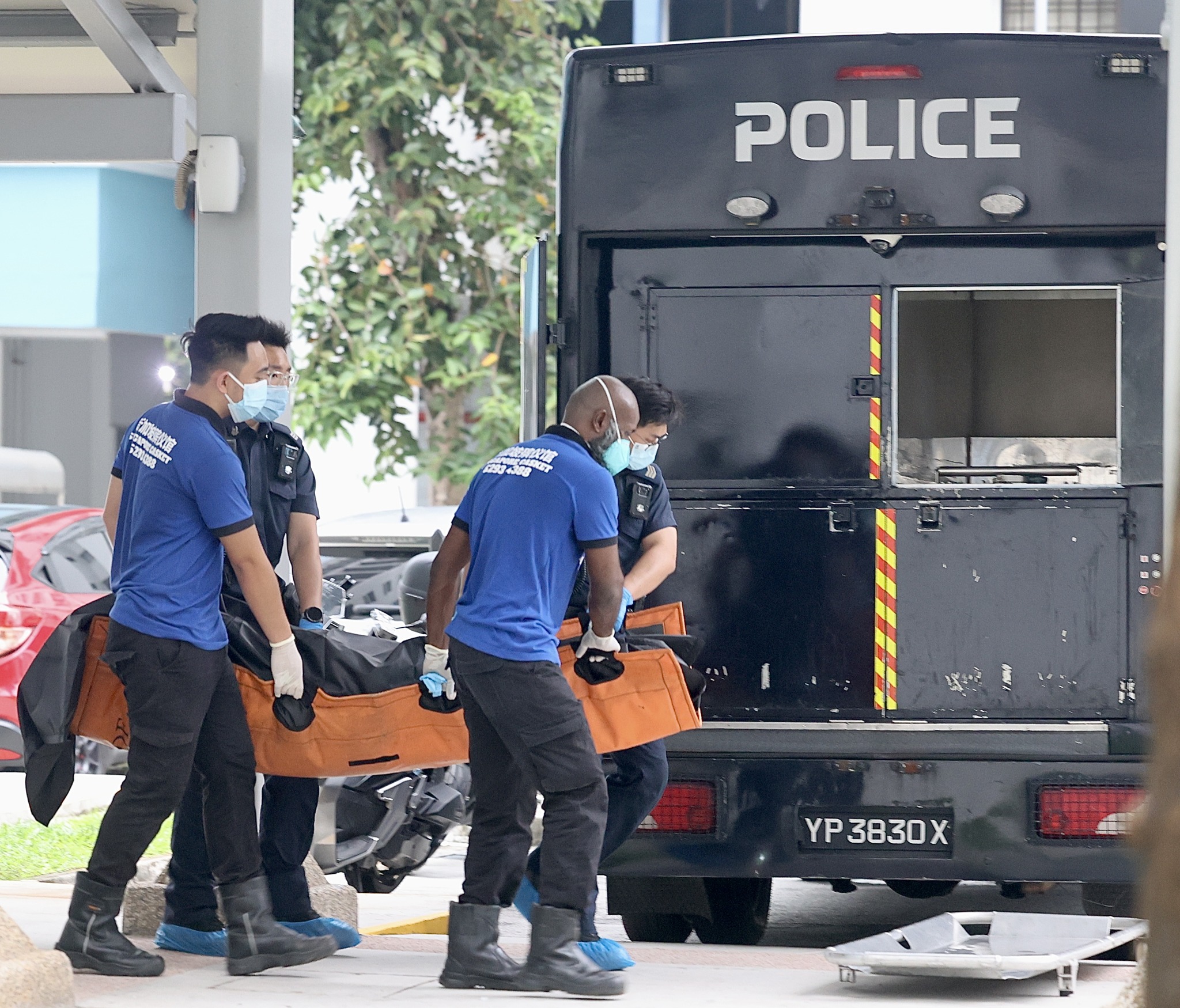 Bodies Of Mother, 92, & Son, 70, Discovered In Tampines Blk 285 Flat ...