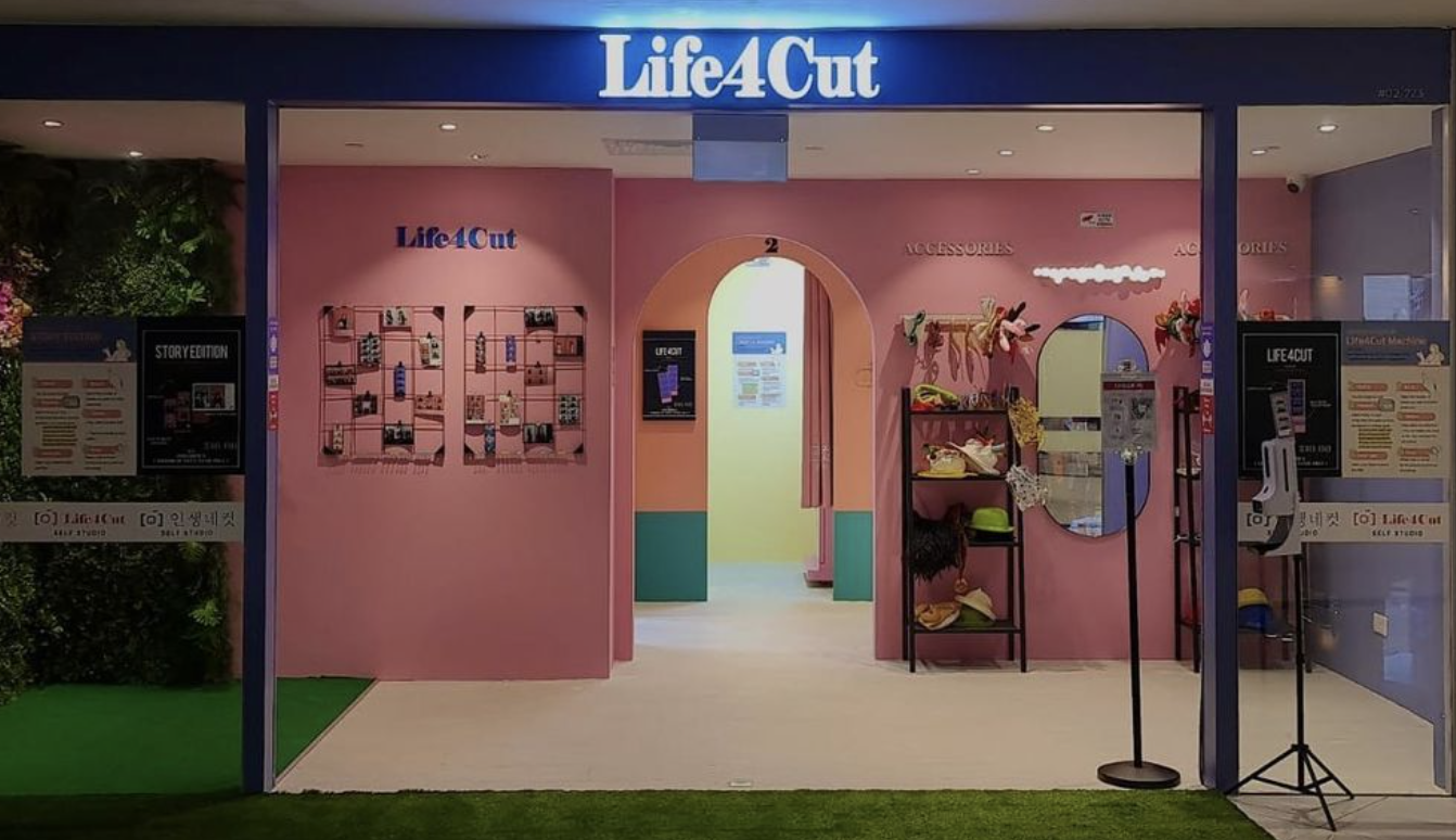 Soon-Deok Crew Photo/ life4cut picture Album – Little Light