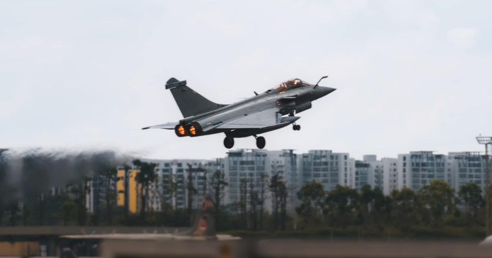 Can Air Force jets stop flying over Sengkang & Punggol? - Vimarsana News