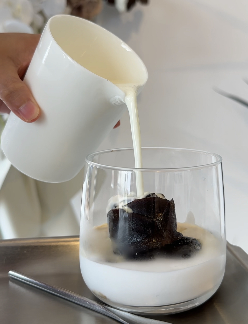 Churro waffles, duck rosé udon & more at Japanese fusion cafe on Neil Road  - Mothership.SG - News from Singapore, Asia and around the world