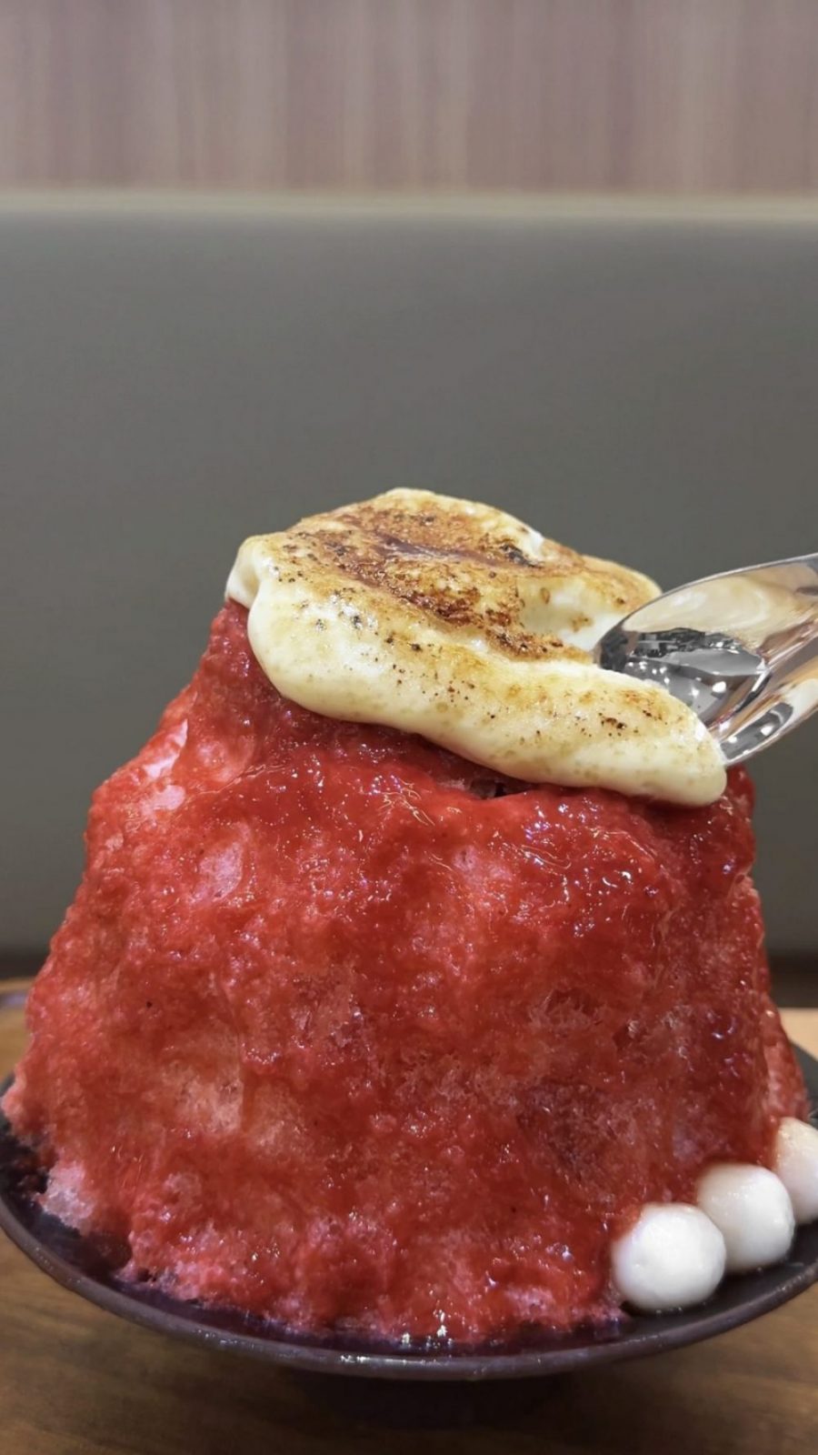 Flamed Strawberry Brulee by Ghost Kakigori.