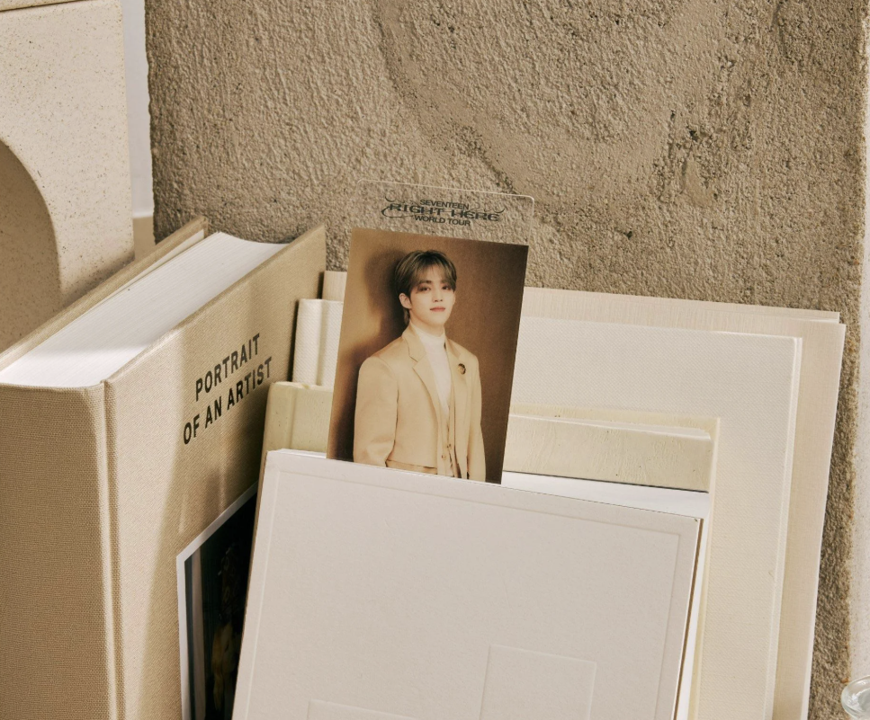 Seventeen concert merchandise