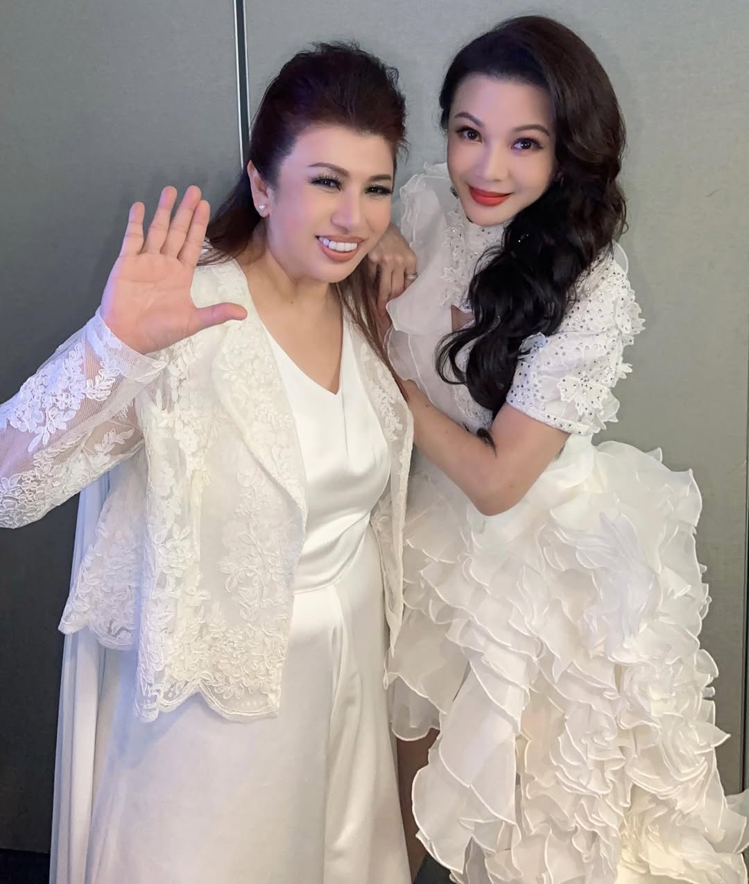 Angie Lau and sister