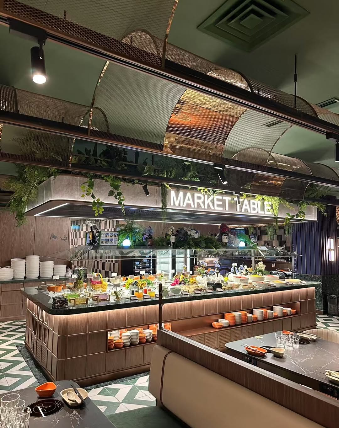 Market Table