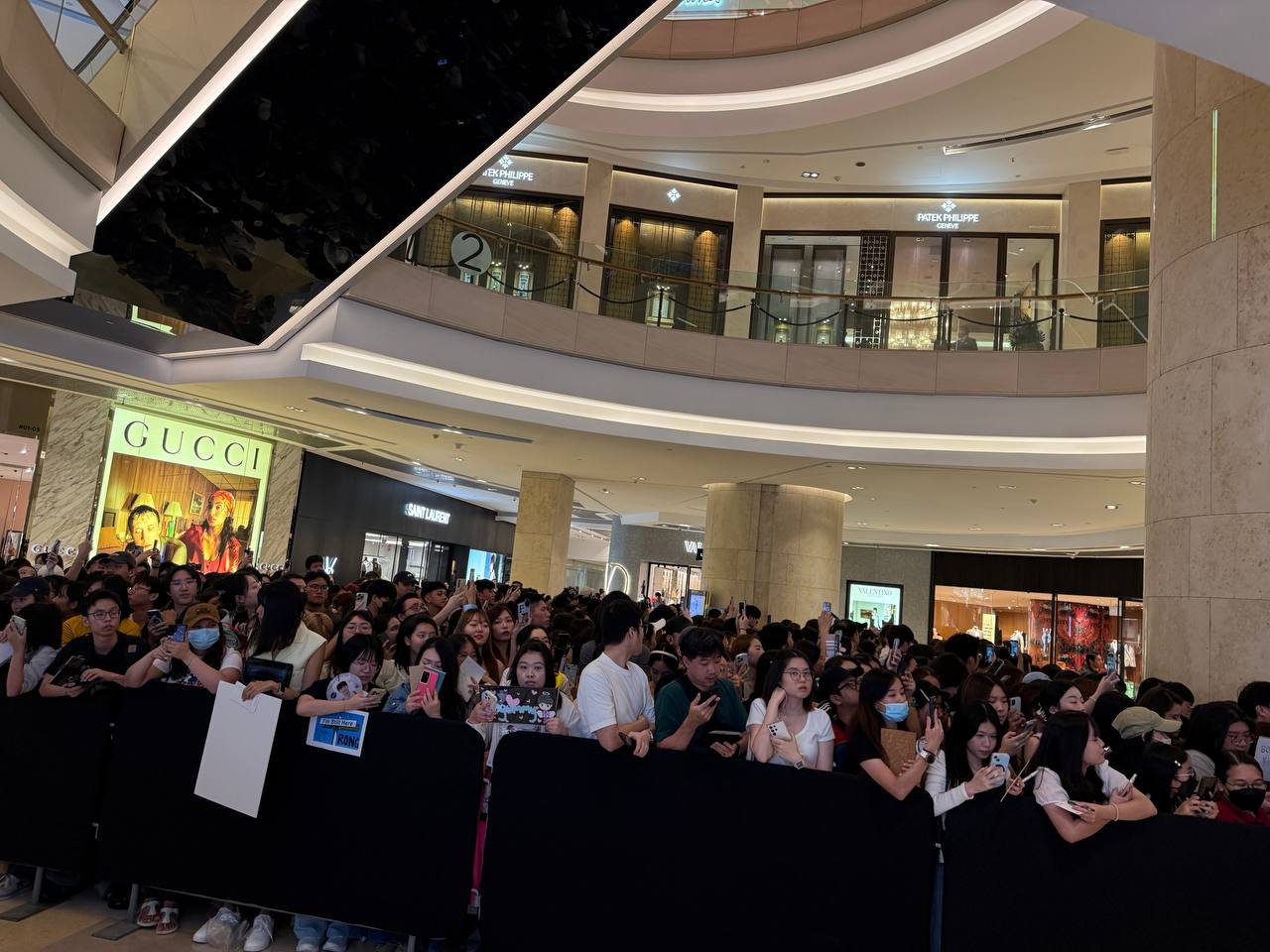 Bae Suzy and Park Bogum at ION Orchard Singapore