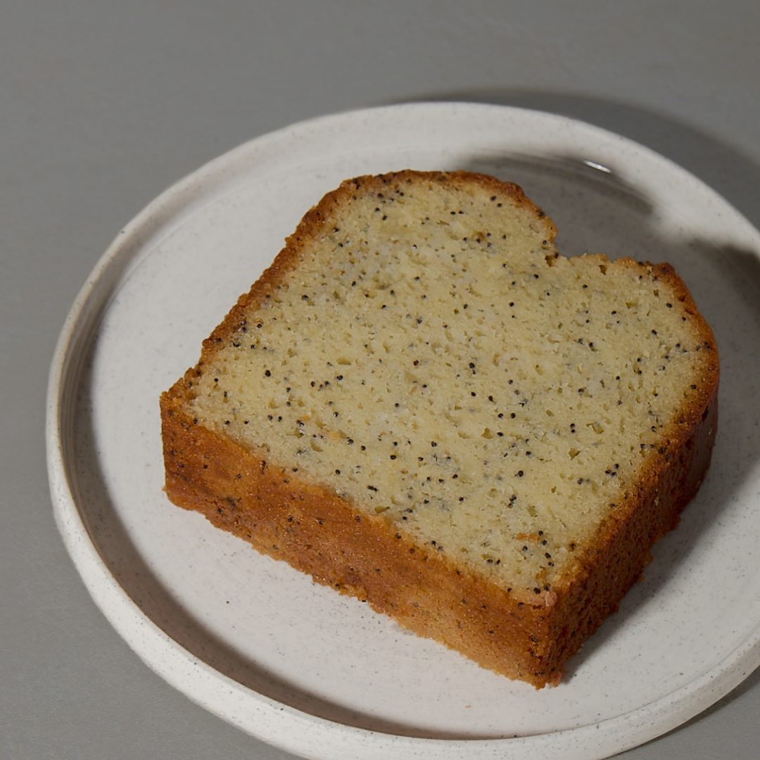 lemon poppy seed pound cake