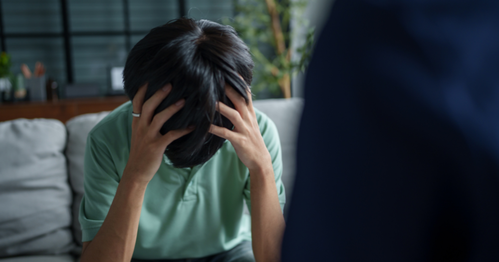 S'porean man, 32, asks boy, 14, to be 'friends with benefits', visits him with sex toys, gets caught red-handed