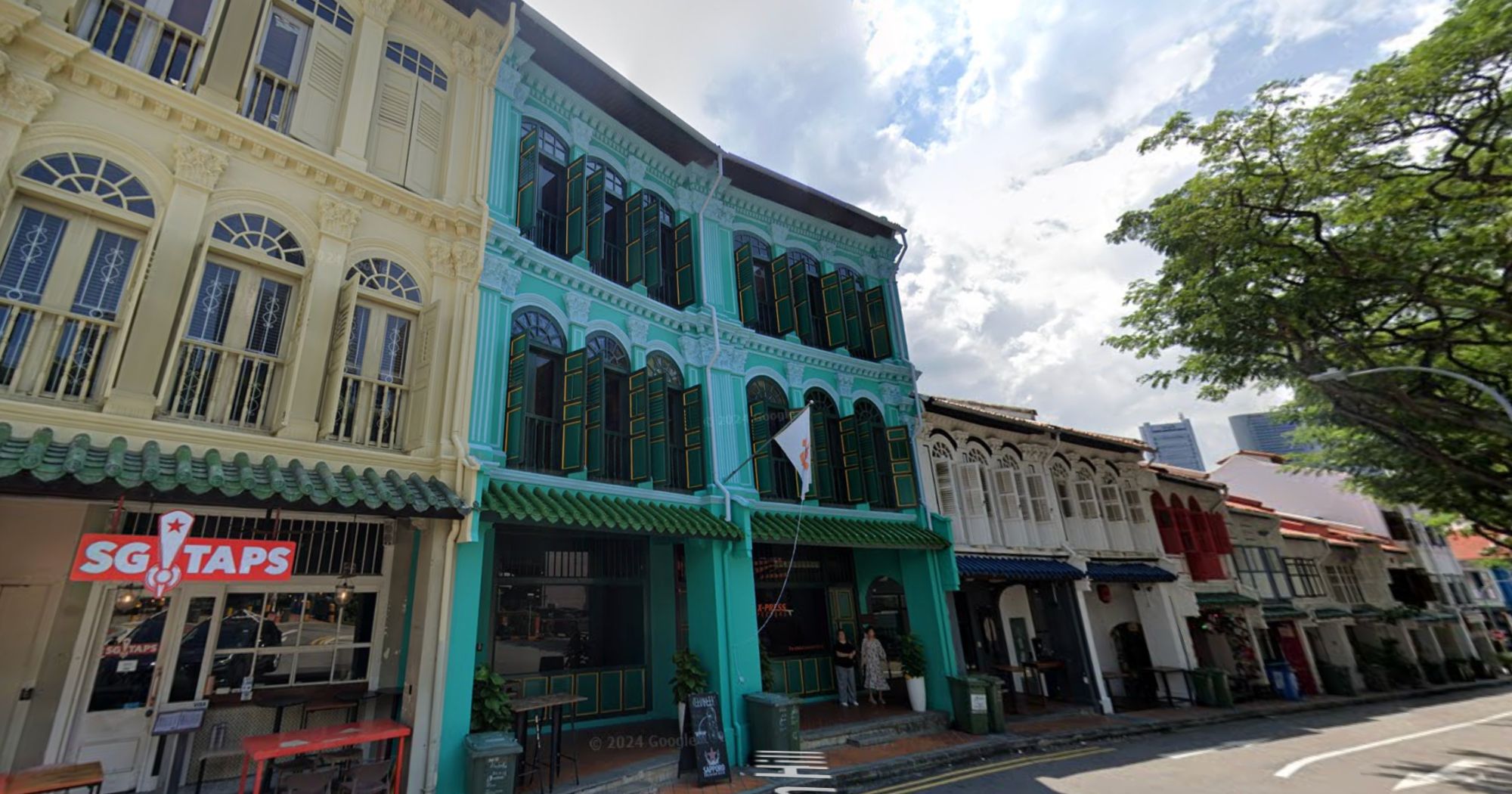 Woman, 31, to be charged for molesting woman, 25, at Duxton Hill