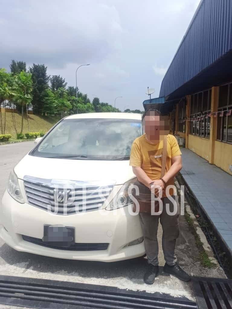 malaysian-driver-singapore-car-caught-01.jpg