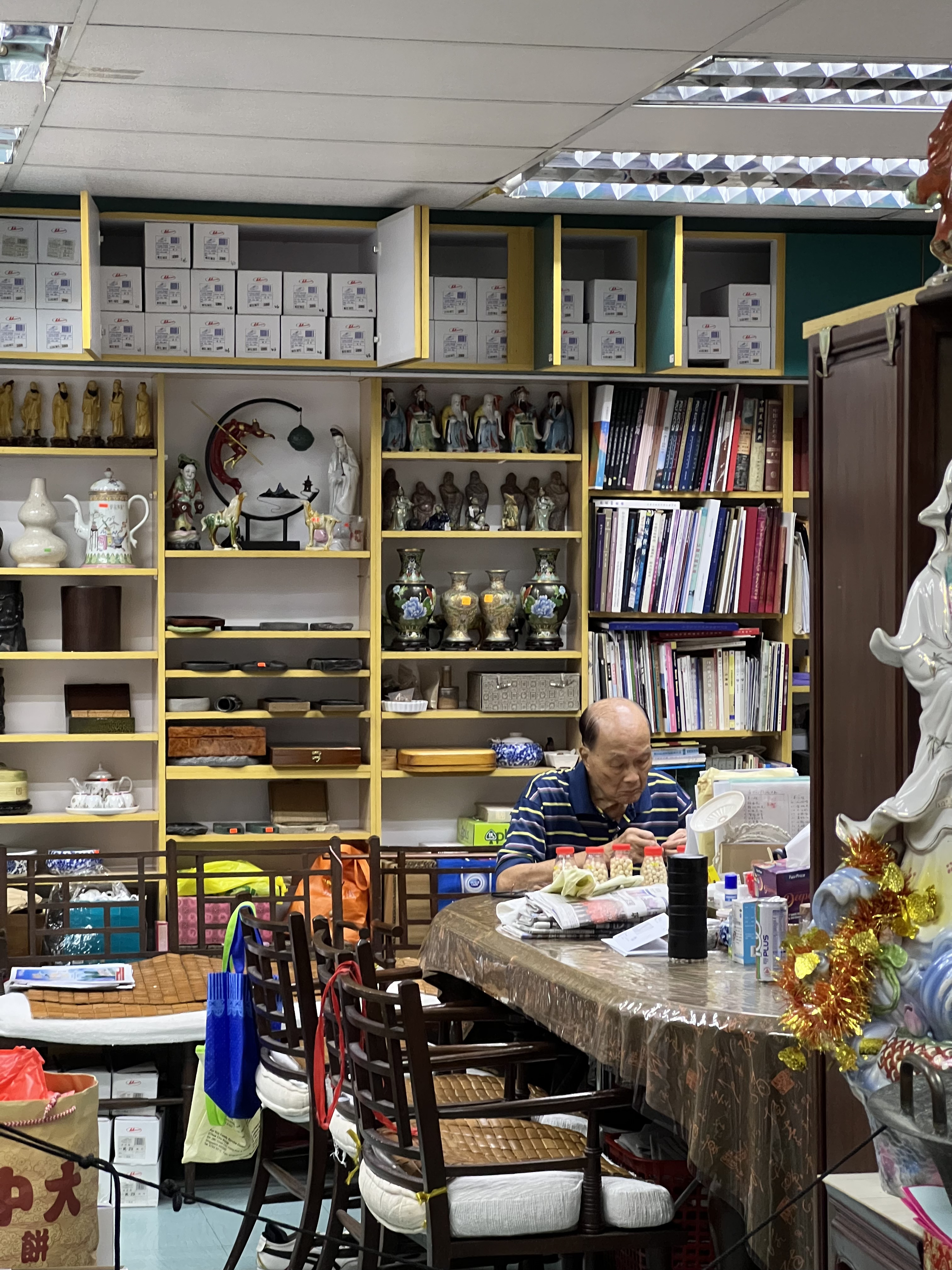 toh chwee huat ivory company