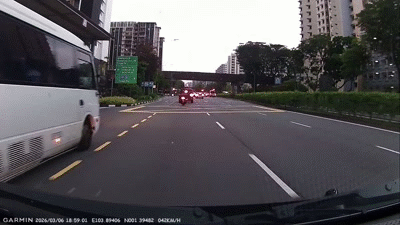 motorcycle-minibus-sengkang-02.gif