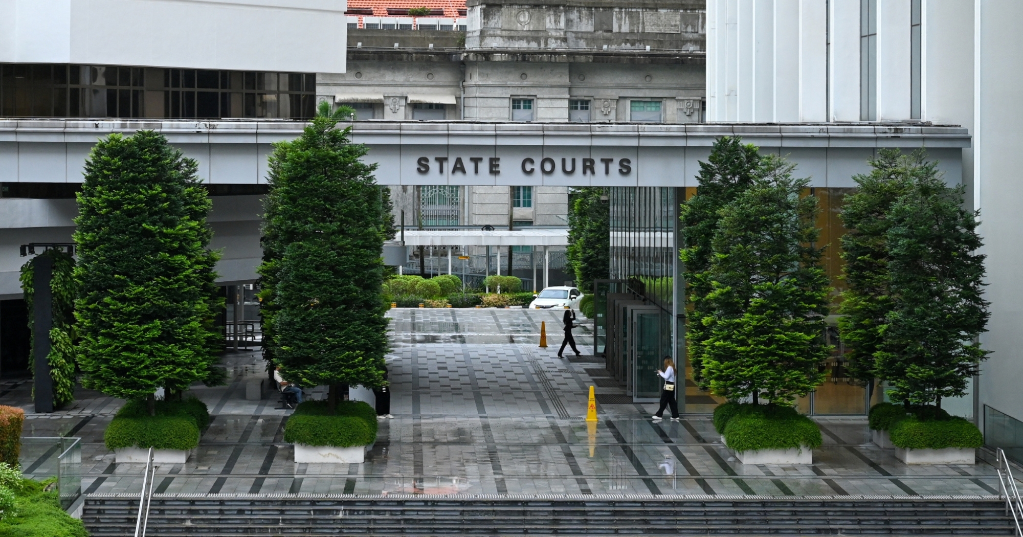 S'pore man, 66, with over 40 cases in 30 years slashes sleeping stranger, said he felt like attacking