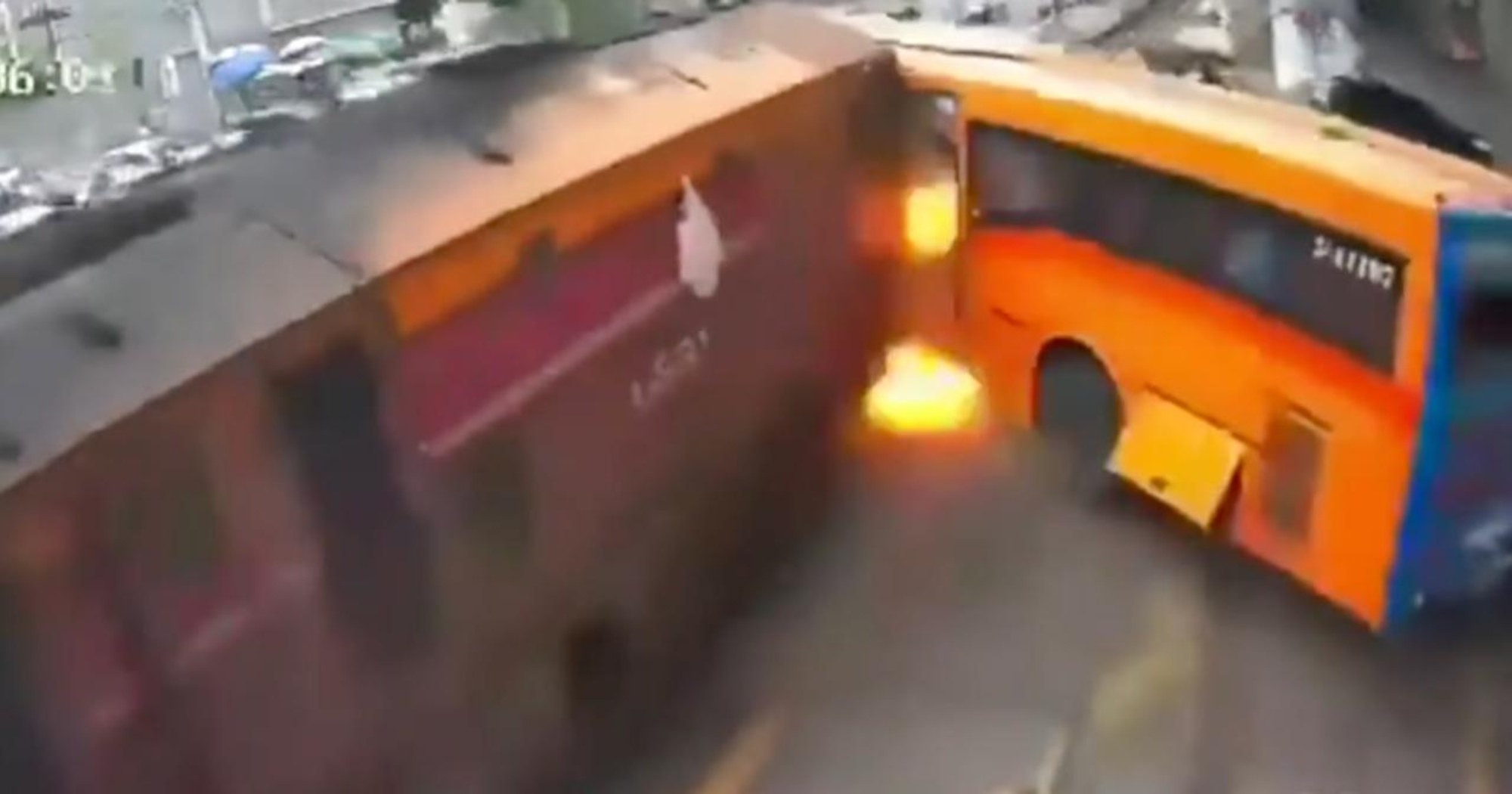 8 dead in Bangkok train-bus collision: Driver, 46, tests positive for drugs & doesn't hold licence