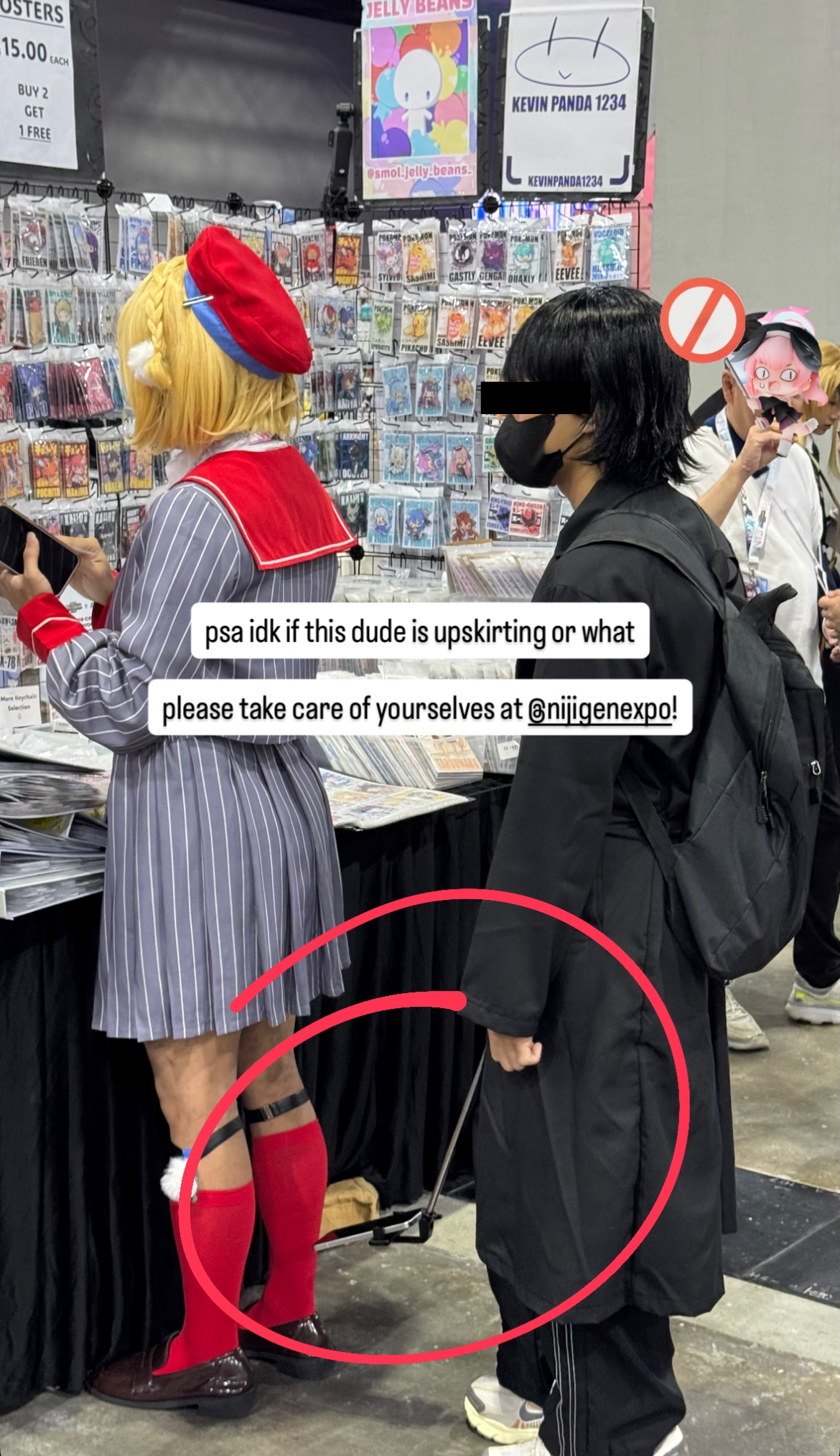 cosplayer upskirt